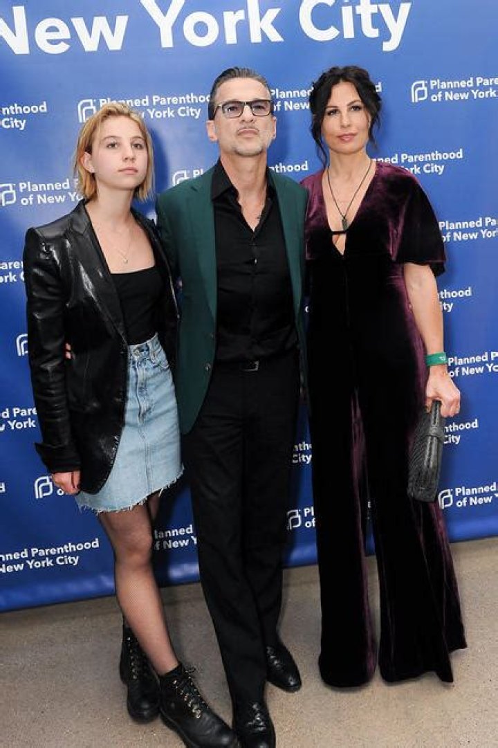 Dave Gahan Biography, Age, Height, Wife, Net Worth, Family