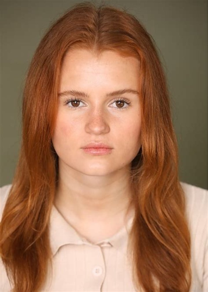 Maggie Elizabeth Jones biografía, edad, altura, esposa, net worth, familia