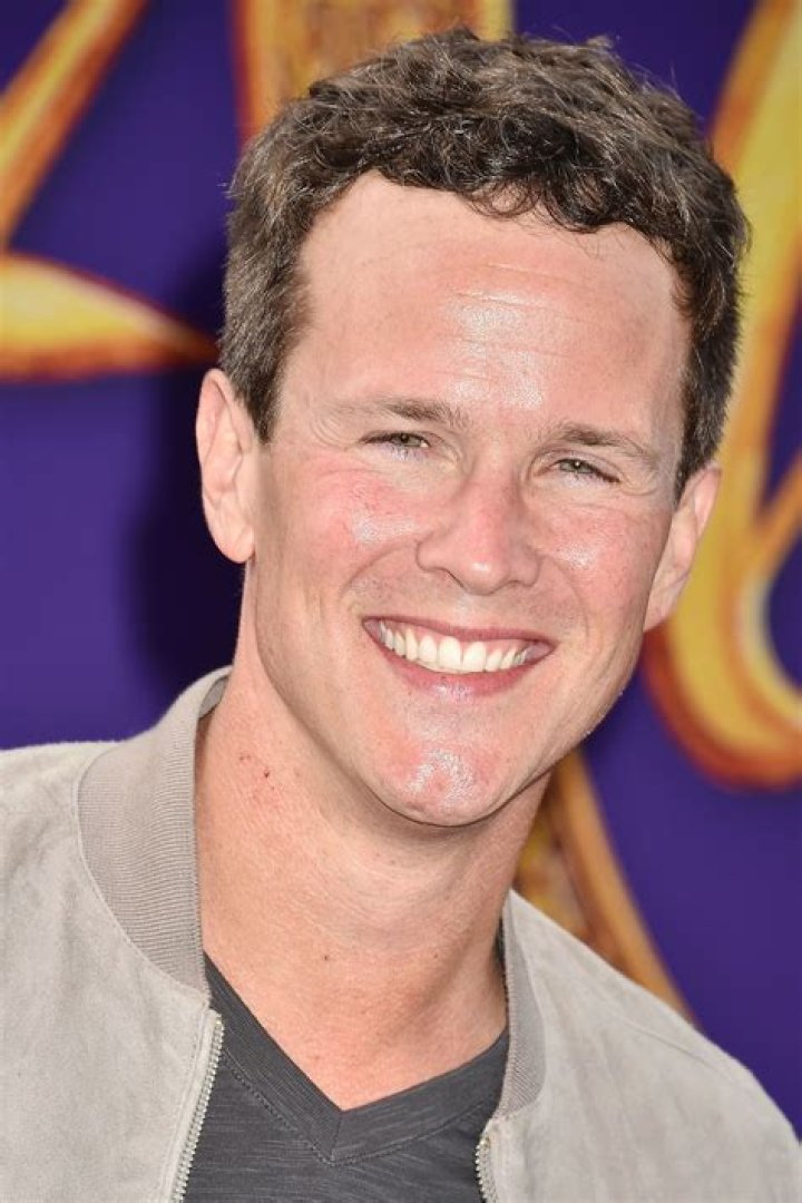 Scott Weinger biografía, edad, altura, esposo, net worth, familia