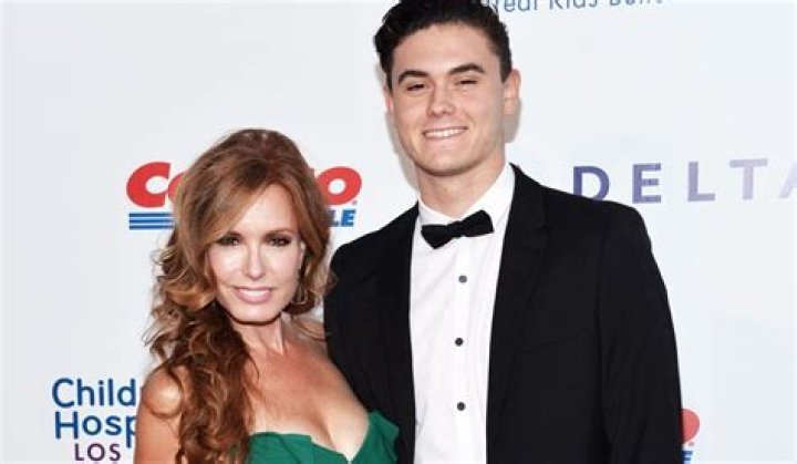 Tracey E. Bregman Biography, Age, Height, Husband, Net Worth, Family